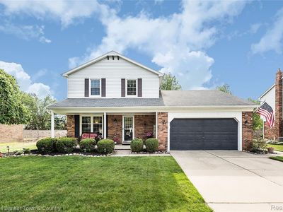 15065 Woodside Dr, Livonia, MI, 48154