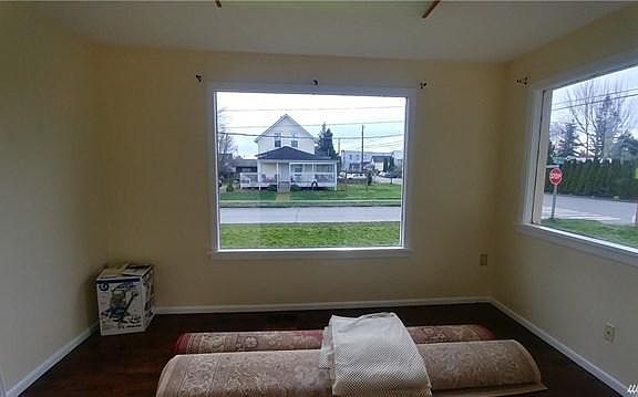 5th image of 27323 102nd Ave NW