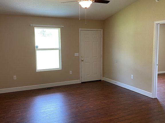 2nd image of 1120 4th St