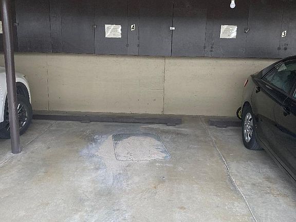 2nd image of 615 S Eldorado St APT 4