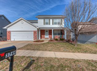 3749 Lemay Woods Dr, Saint Louis, MO 63129