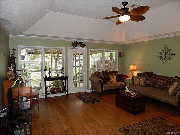 2nd image of 4060 Faunsdale Dr