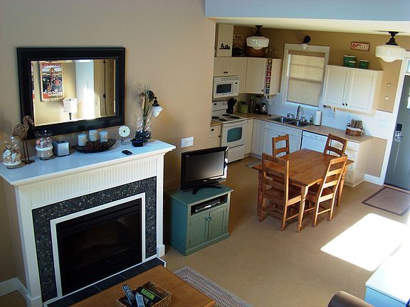 5th image of 105 Malarkey Ln