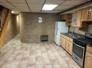 6411 70th St #1, Middle Village, NY 11379