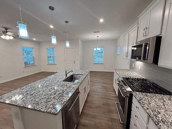 4th image of 15620 Parkside Crossing Dr