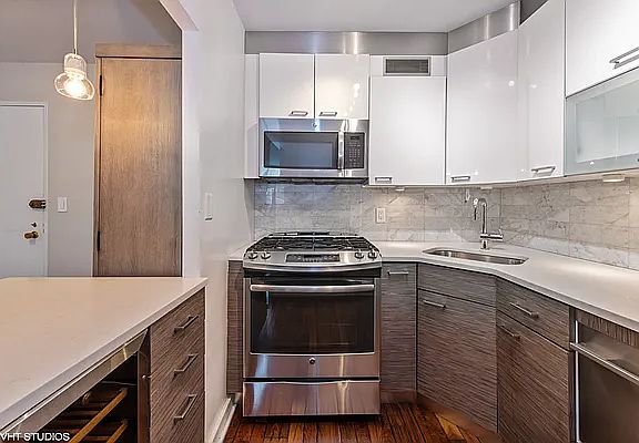 4th image of 85 Livingston St APT 6E