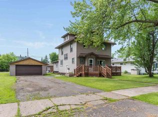 2208 E 7th St, Superior, WI 54880