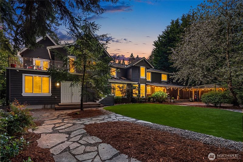 3rd image of 10444 SE 22nd Street