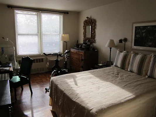 Sold by Cooper Real Estate | media 10