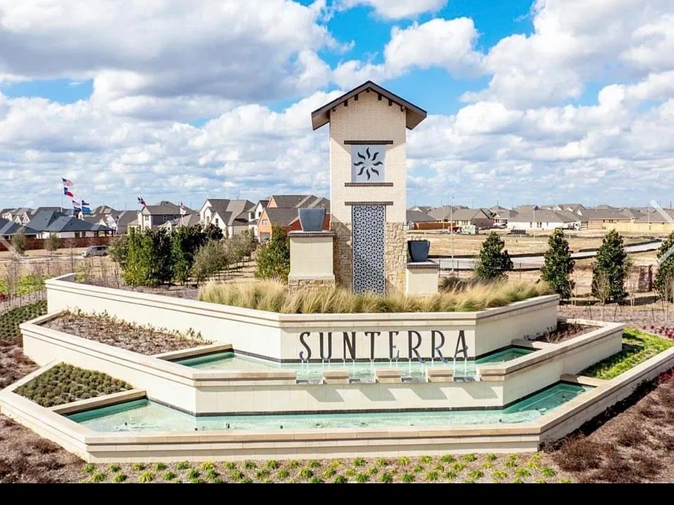 6314 Laguna Terra Dr