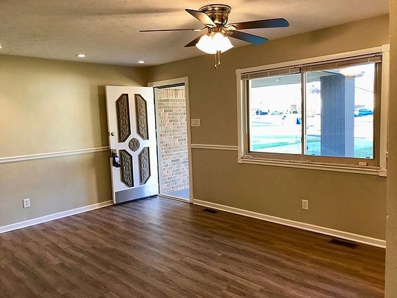 2nd image of 5207 Honey Comb Ln