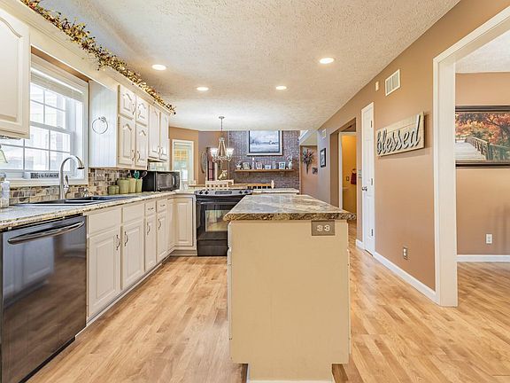 4th image of 10414 Knollview Ct