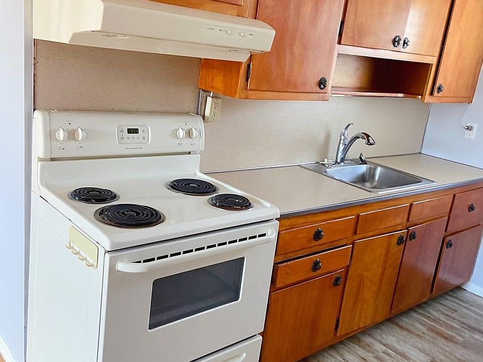 1st image of 241 Litchfield Ave Floor 2