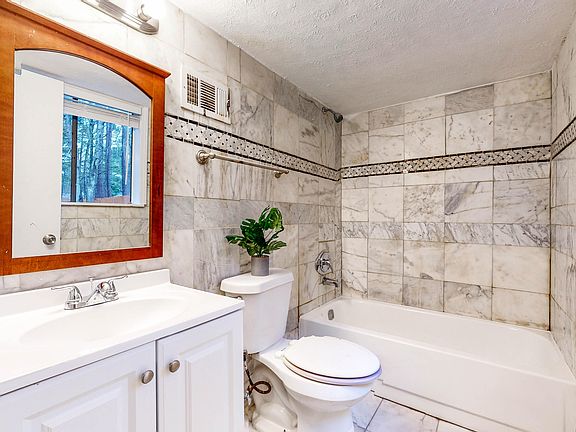 5th image of 3235 White Tail Ln #13200331