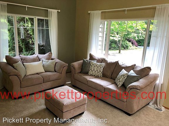 2nd image of 22399 Nordkyn Ln NW