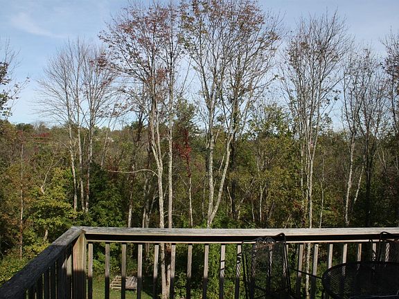 2nd image of 44 Roselawn Dr