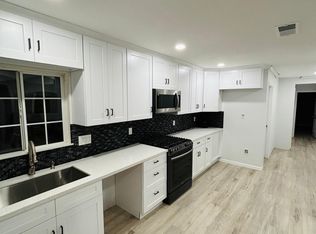 7816 Troost Ave, North Hollywood, CA 91605