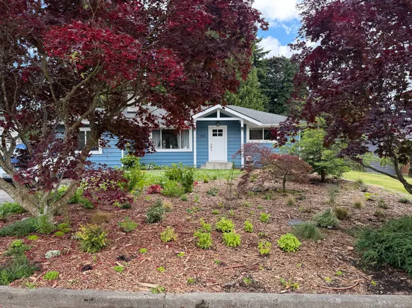 8916 217th St SW, Edmonds, WA 98026