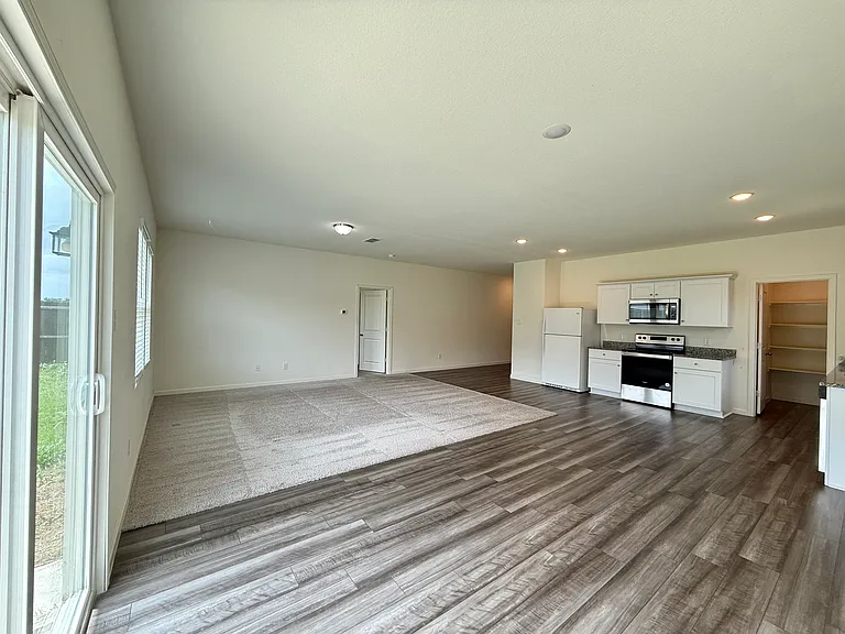 713 Cherry Blossom St — Photo 5