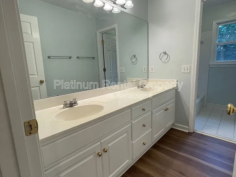 870 Ingleside Dr — Photo 40