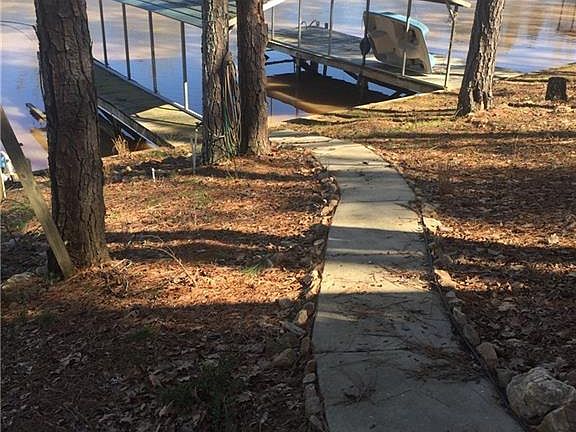 2nd image of 291 Lakeshore Dr