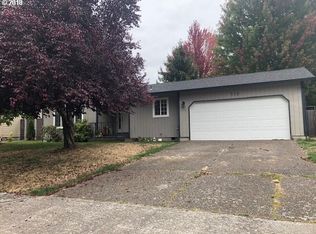 310 SW Poplar Ct, McMinnville, OR
