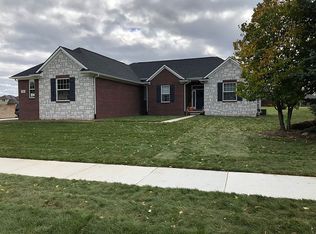768 Watersmeet Dr, Oxford, MI