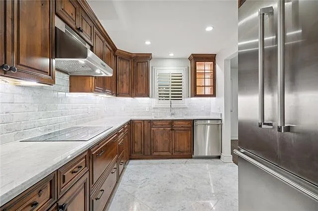 700 S Peters St #316 — Photo 11