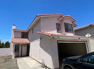 7570 Lillian Ln, Highland, CA 92346