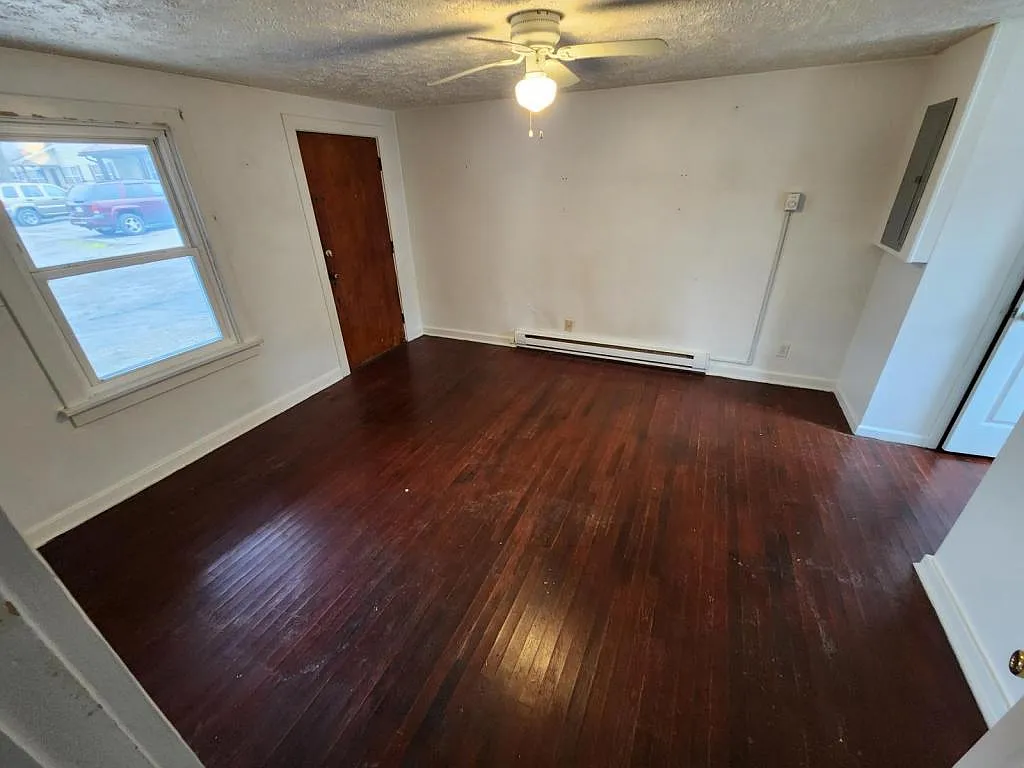 214 Vail Park — Photo 3
