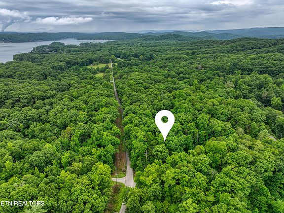 5th image of Lake Overlook Dr