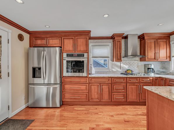 stamford-connecticut-177187067 picture