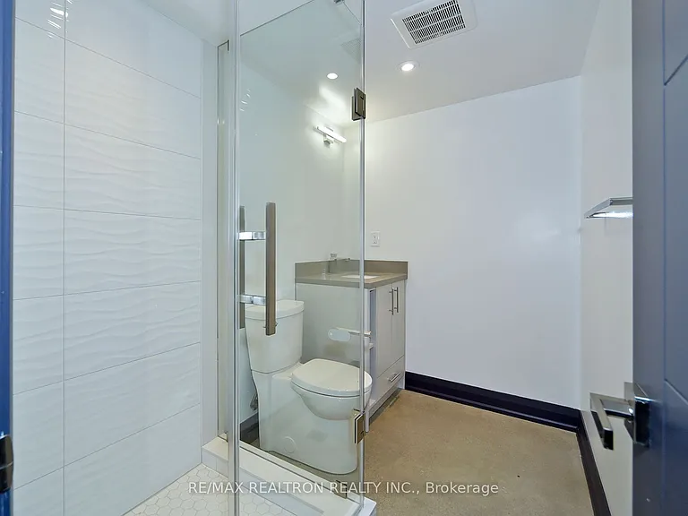 230 Boon Ave #2 — Photo 14