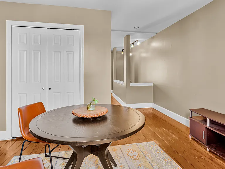 585 Showers St — Photo 15