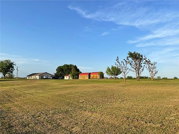 4th image of 335759 E Highway 62