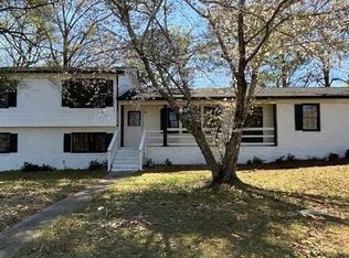 3098 Clairmont Ave, Macon, GA