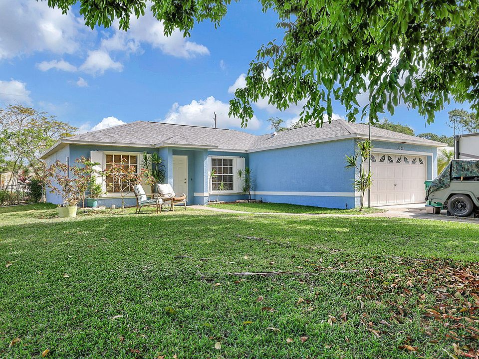 1st image of 2249 SW Kenwick Avenue