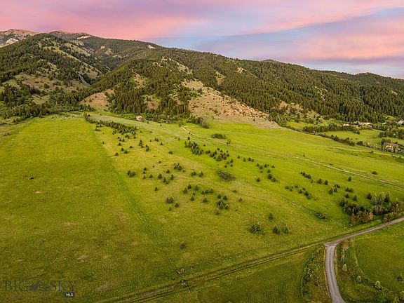 2nd image of Sypes Canyon Spur Rd