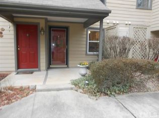 703 Broad Leaf Cir #703, Raleigh, NC 27613