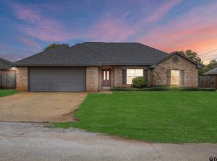 103 Courtney Dr, Bullard, TX 75757