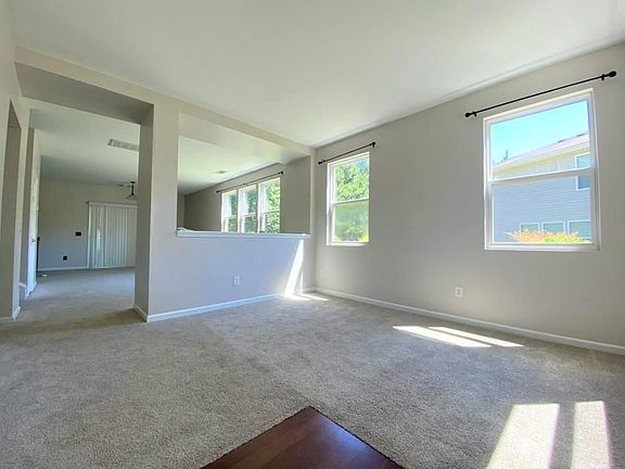 2nd image of 545 Rendezvous Rd