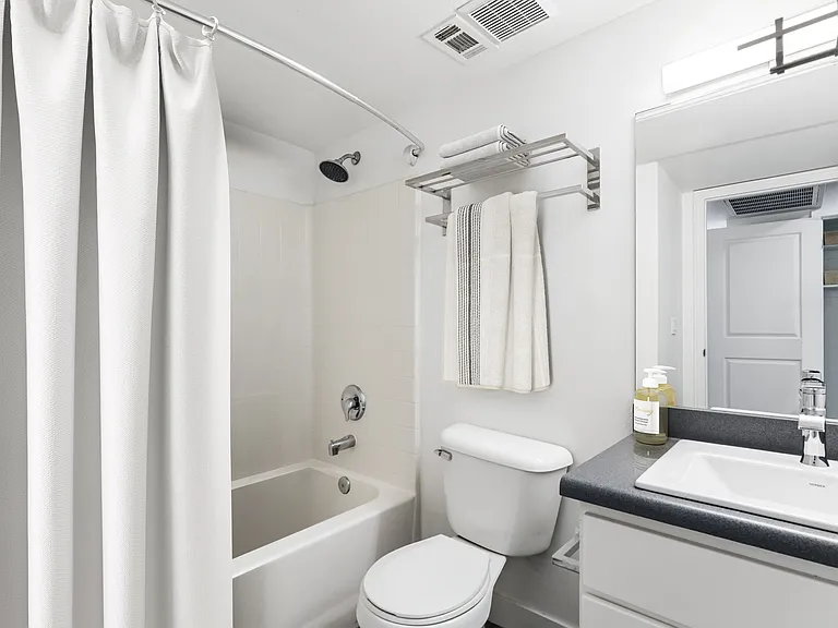 Maison's Landing Apartments — Photo 45