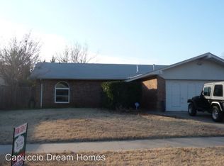 4705 NE Macarthur Cir, Lawton, OK 73507