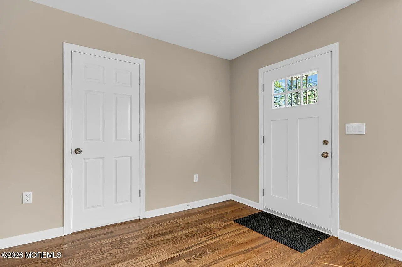 4 bed, 1848 sqft, $4,850 — Photo 4