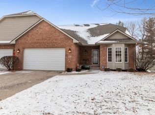 5951 Pommel Cir, West Des Moines, IA 50266