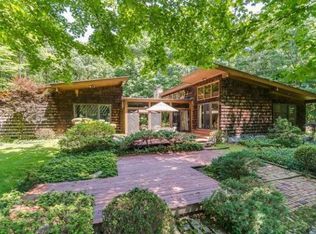 19139 Kern Rd, South Bend, IN 46614