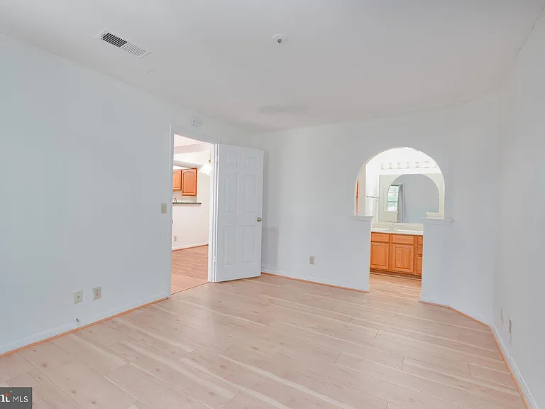 5800 Inman Park Cir #360 — Photo 15