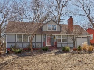 4425 W 72nd St #1, Prairie Village, KS 66208