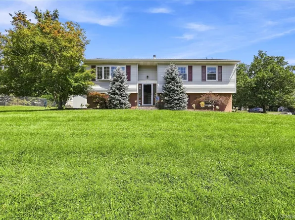 30 Somerset Drive, Washingtonville, NY 10992