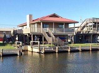 2245 Mallard St, Dauphin Island, AL 36528